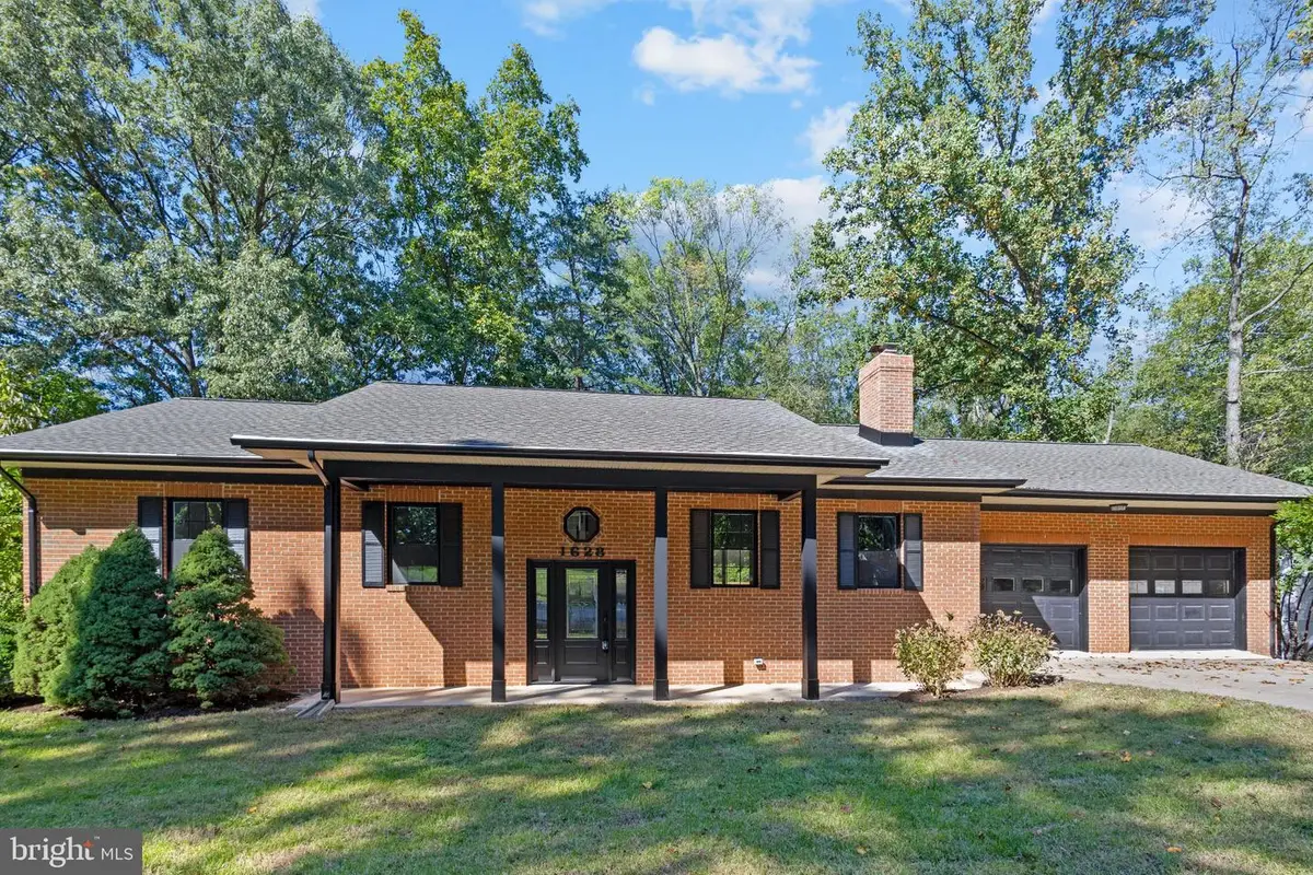 1628 Mount High St, Woodbridge, VA 22192 - #1