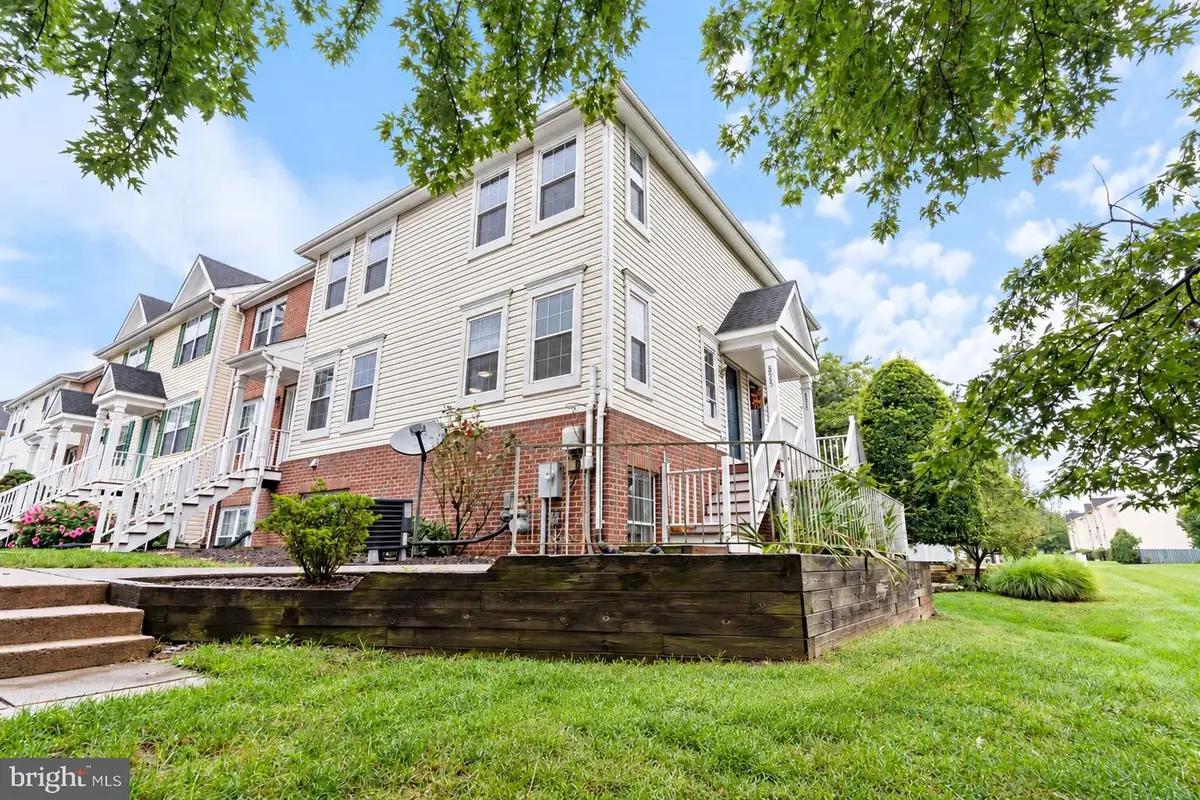 8025 Lantern Ct #118, Manassas, VA 20109 - #1