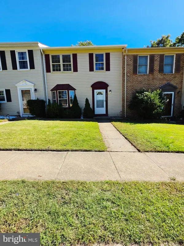12311 Woodlawn Ct, WOODBRIDGE, VA 22192