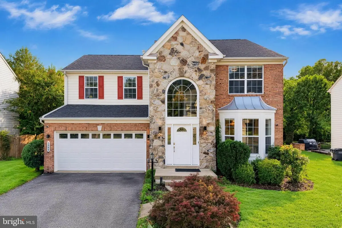 5969 Tapestry Dr, Woodbridge, VA 22193 - #1