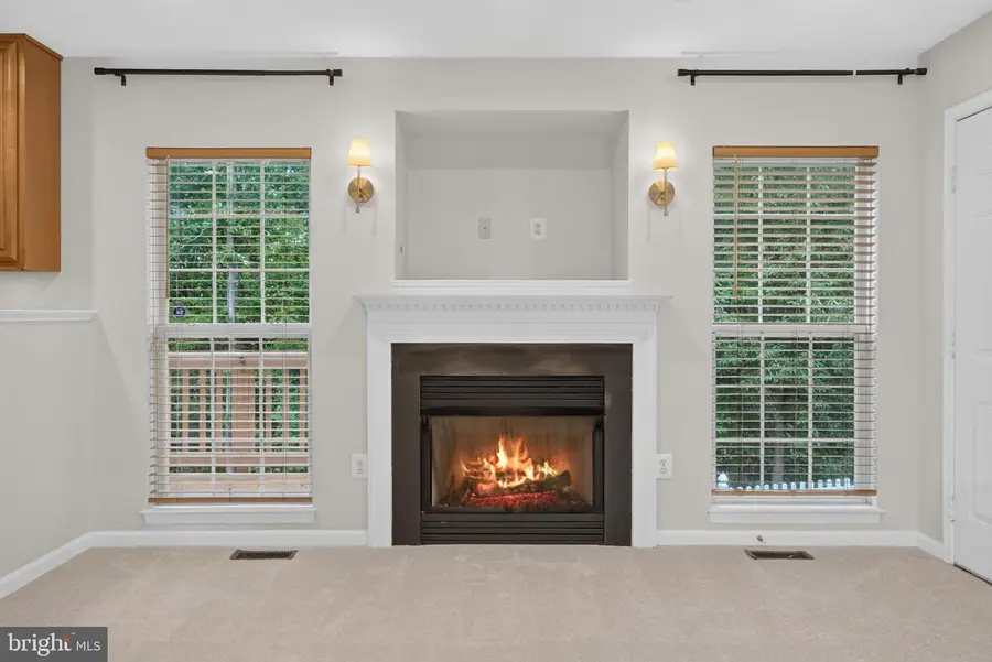 17208 Larkin Dr, Dumfries, VA 22026 - #3