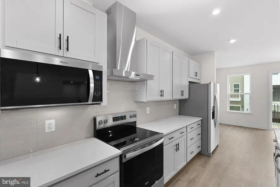 18032 Alicia Ave, Dumfries, VA 22026 - #2