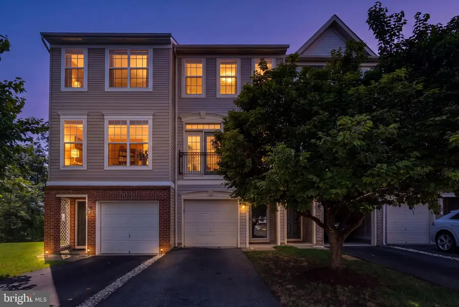 15653 John Diskin Cir, Woodbridge, VA 22191 - #2