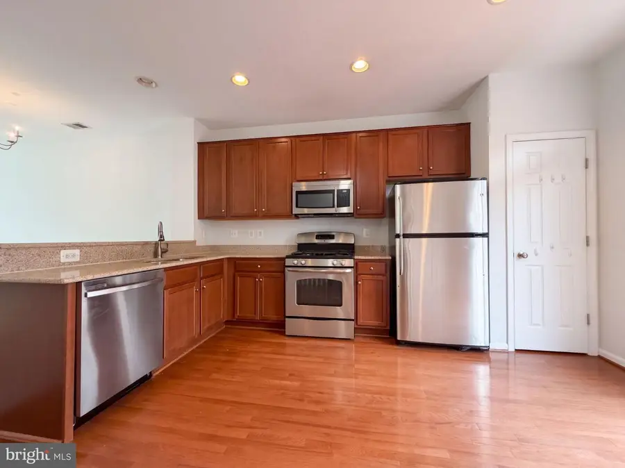 15613 John Diskin Cir #208, Woodbridge, VA 22191 - #2