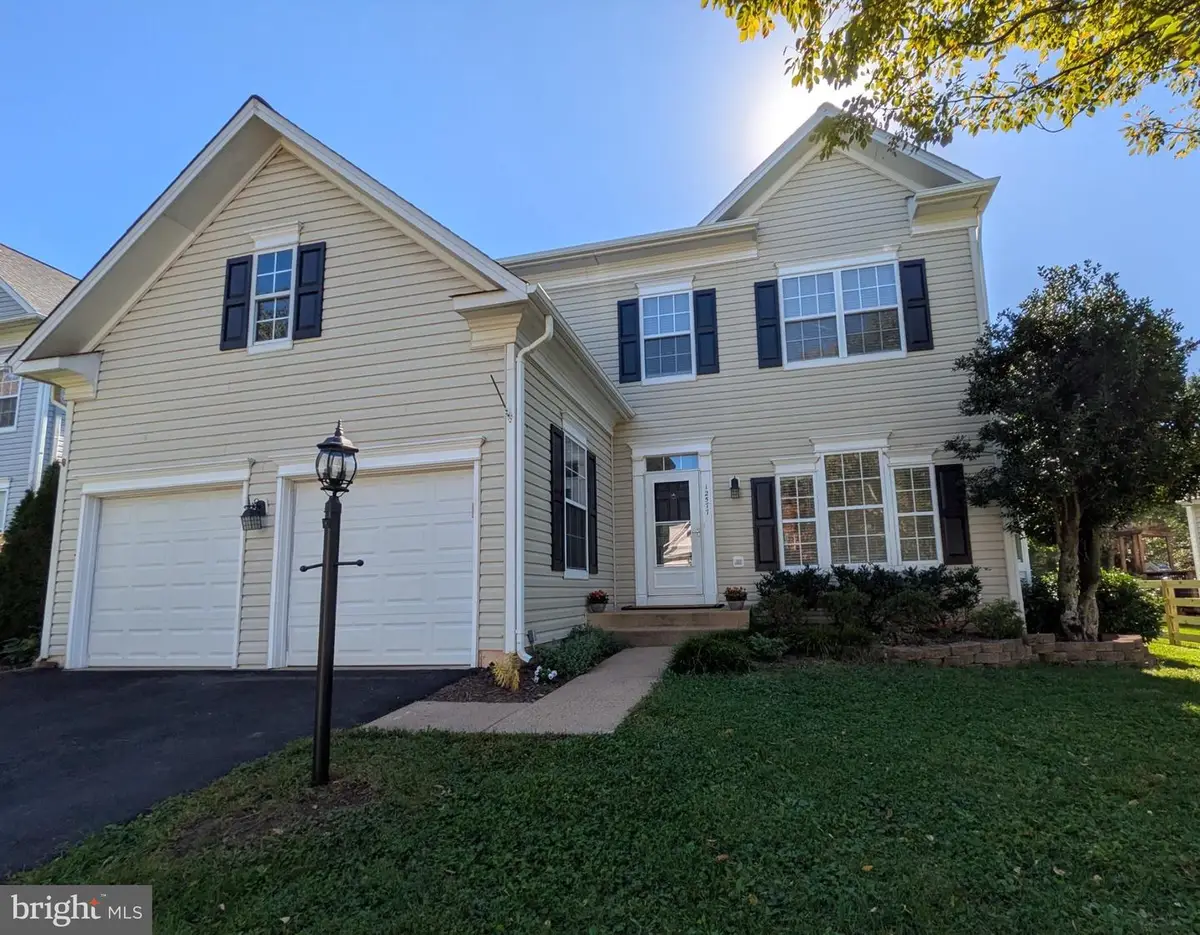 12577 Garry Glen Dr, Bristow, VA 20136 - #1