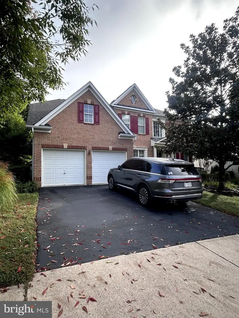 13070 Sterling Point Dr, Gainesville, VA 20155 - #1