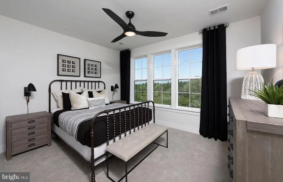 5800 Moonstone Way #202, Haymarket, VA 20169 - #2