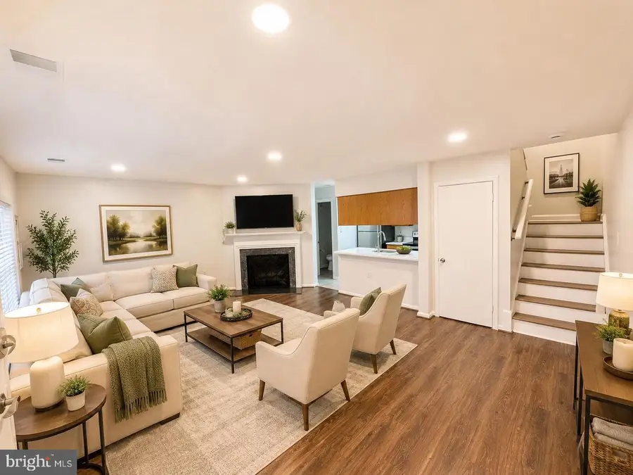 12167 Old Salem Ct, Woodbridge, VA 22192 - #3