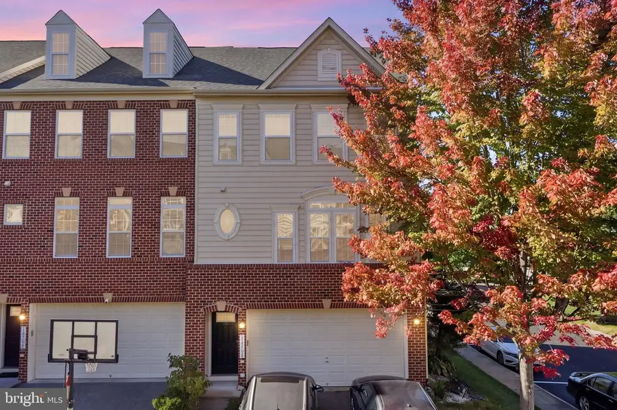 12707 Bedford Glen Way, Woodbridge, VA 22192 - #2