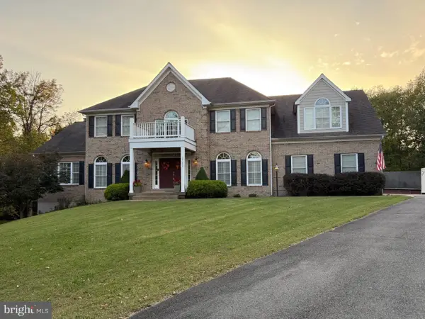 15693 Prosperity Dr, HAYMARKET, VA 20169