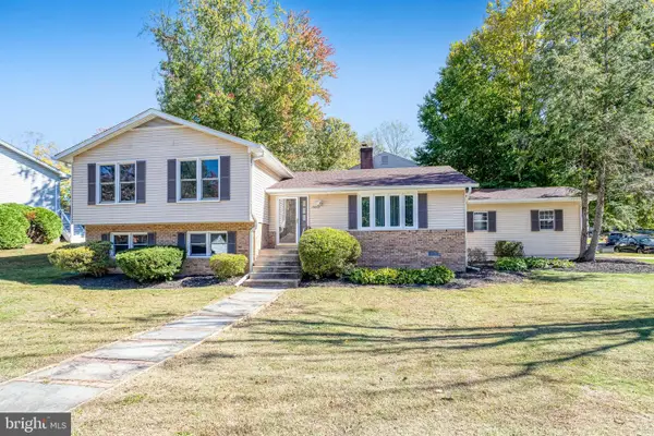 16203 Sheffield Dr, DUMFRIES, VA 22025