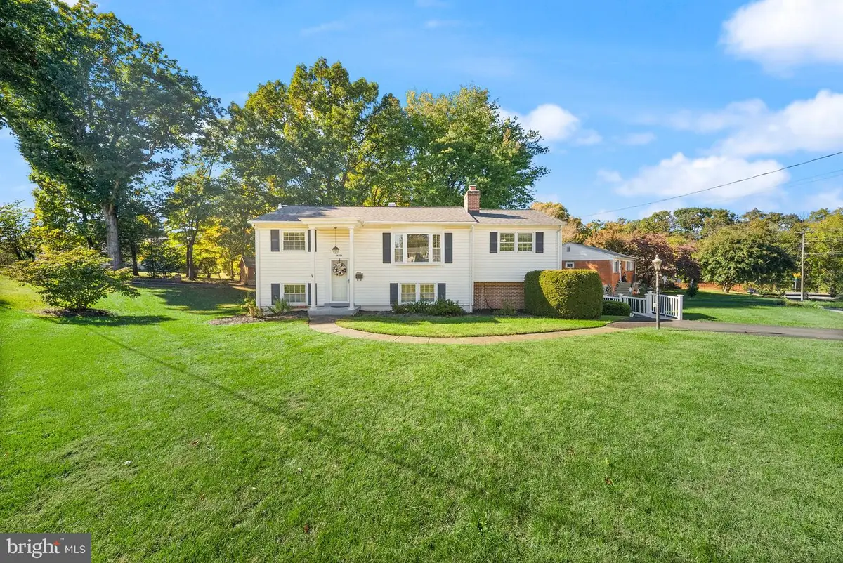 8156 Claremont St, Manassas, VA 20110 - #1