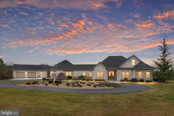 2996 Hawk Ln, BROADWAY, VA 22815