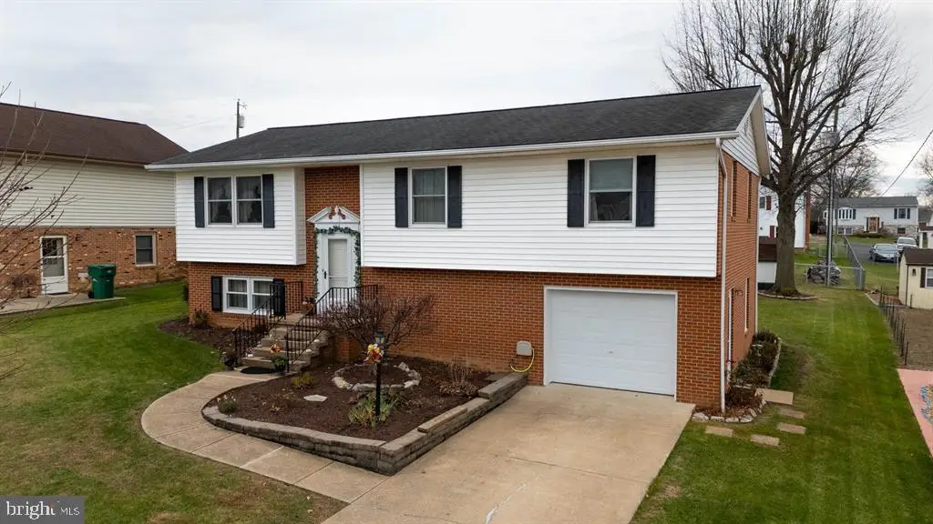 138 First St, Broadway, VA 22815 - Image #1