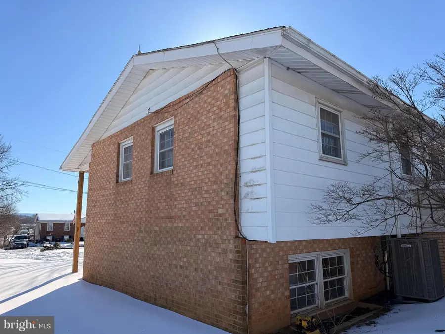 122 Skymont Dr, Broadway, VA 22815 - Image #3