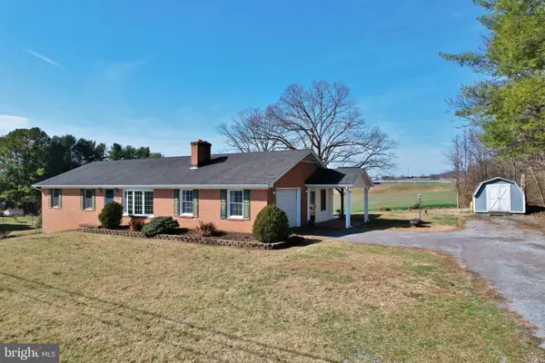 472 Honeysuckle Rd, ELKTON, VA 22827