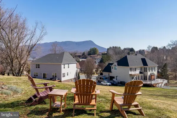 3741 Davis Rd, PENN LAIRD, VA 22846