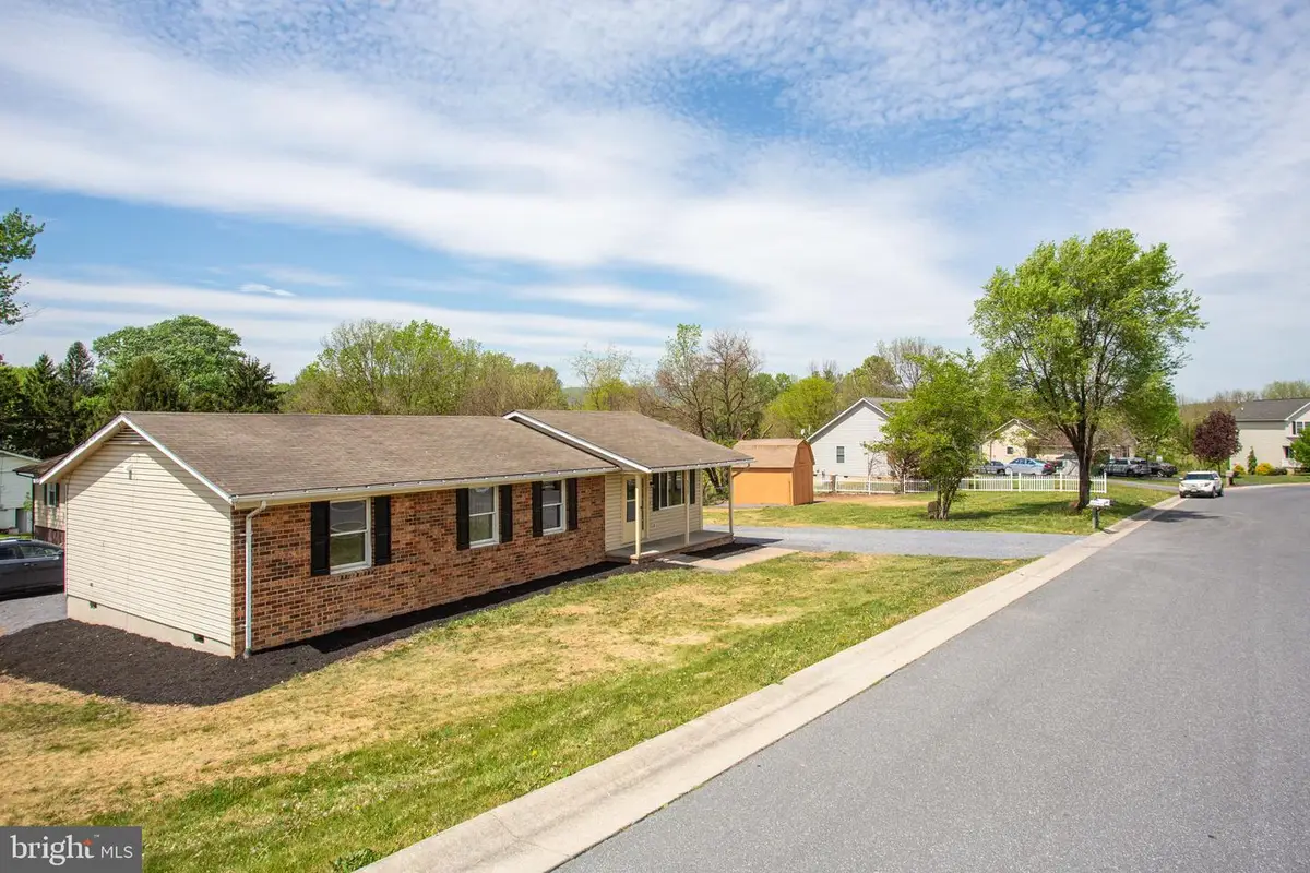 289 Morningside Dr, Broadway, VA 22815 - #1