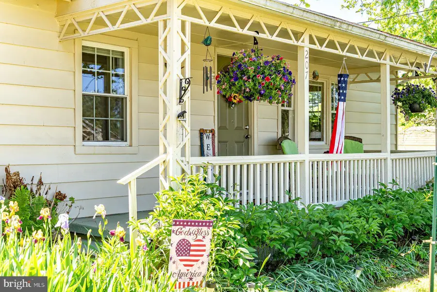 207 8th, Grottoes, VA 24441 - #3