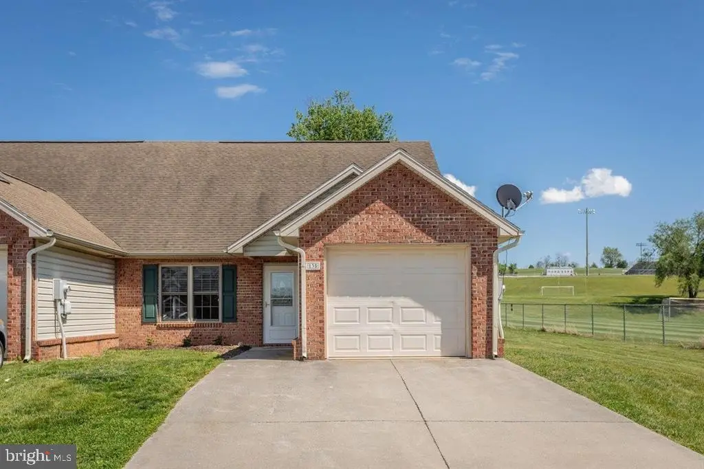 135 Alger, Broadway, VA 22815 - #1