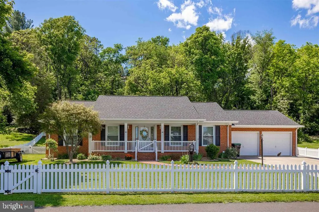 411 Barbee St, Bridgewater, VA 22812 - #1