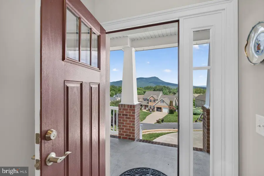 1540 Marigold Cir, Massanetta Springs, VA 22801 - #3