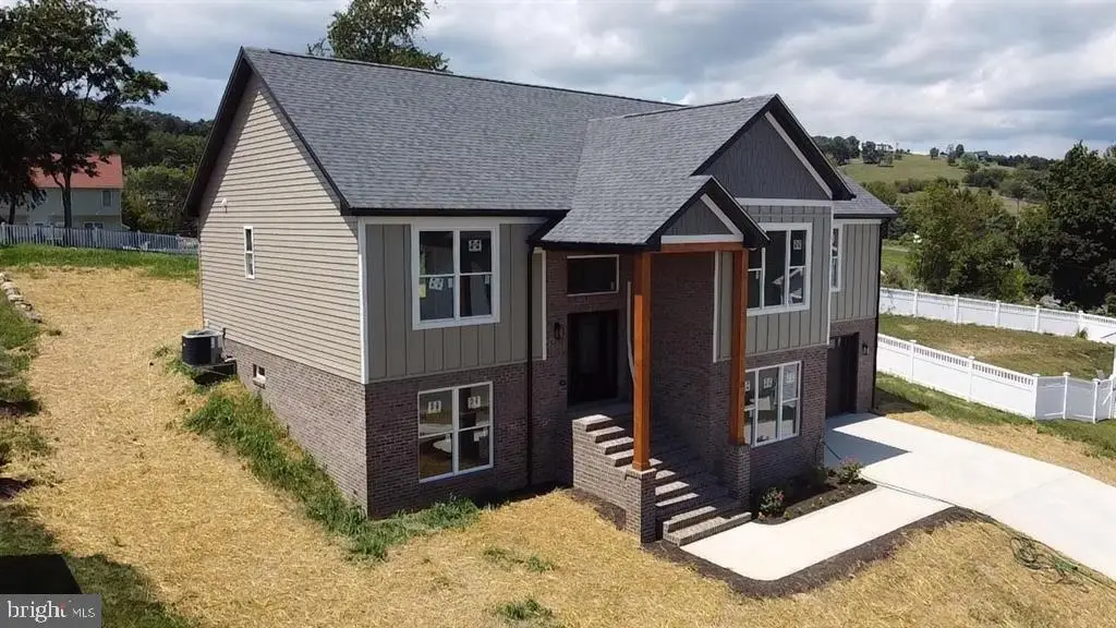 60 Jessica Dr, Penn Laird, VA 22846 - #1