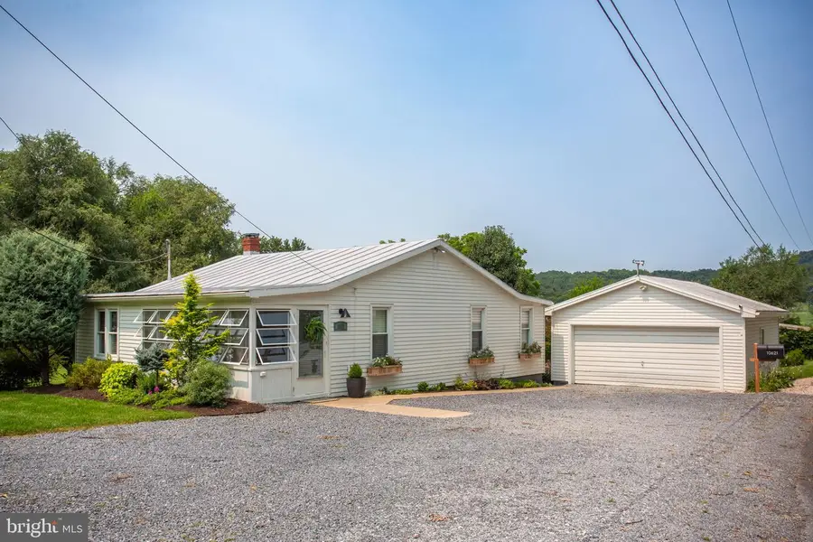 10621 Wentworth Dr, Broadway, VA 22815 - #3