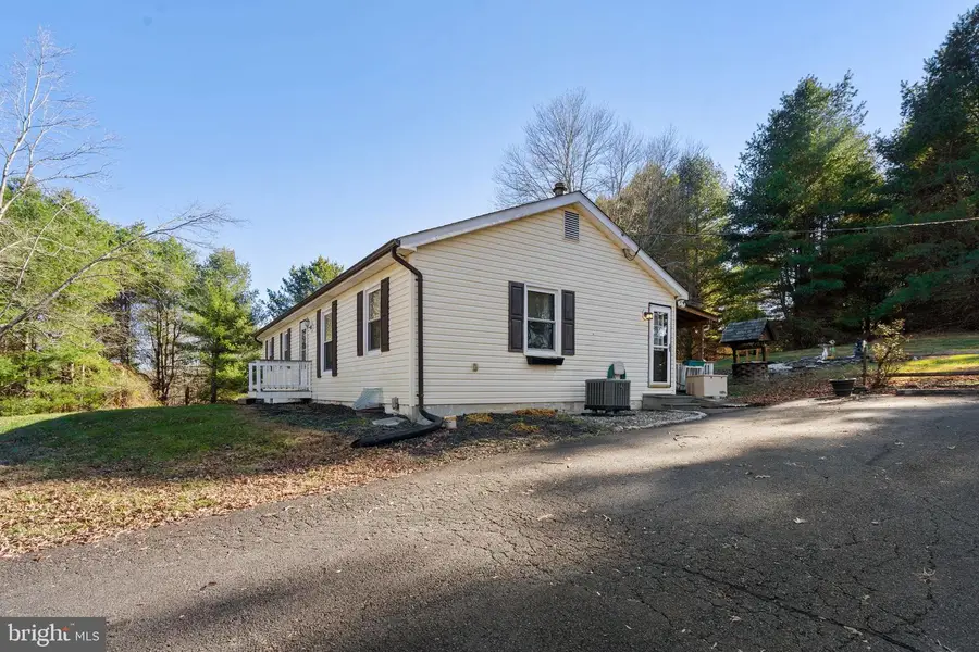 148 Viewtown, Amissville, VA 20106 - Image #3