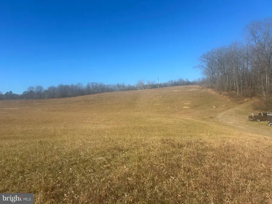 342 Poes S, Amissville, VA 20106 - Image #2