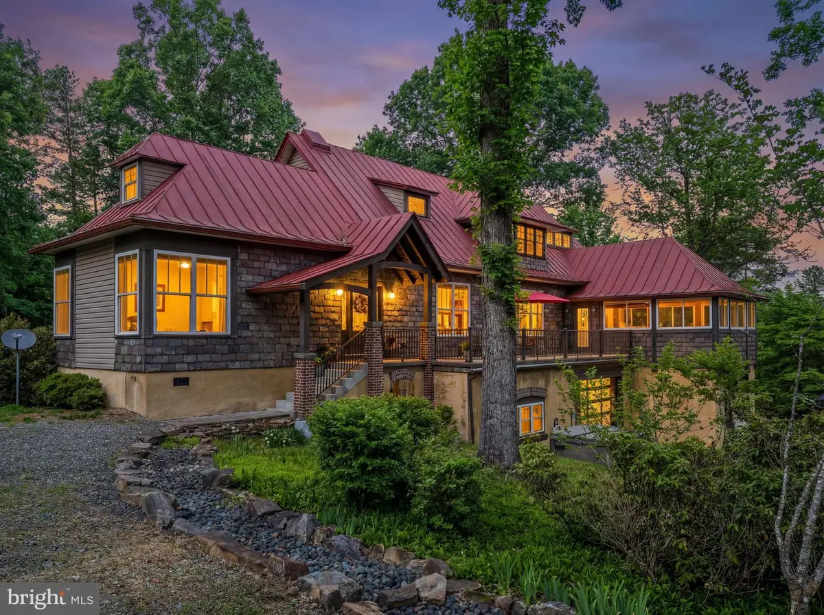 40-59 Angel Kiss Ln, Castleton, VA 22716 - #1