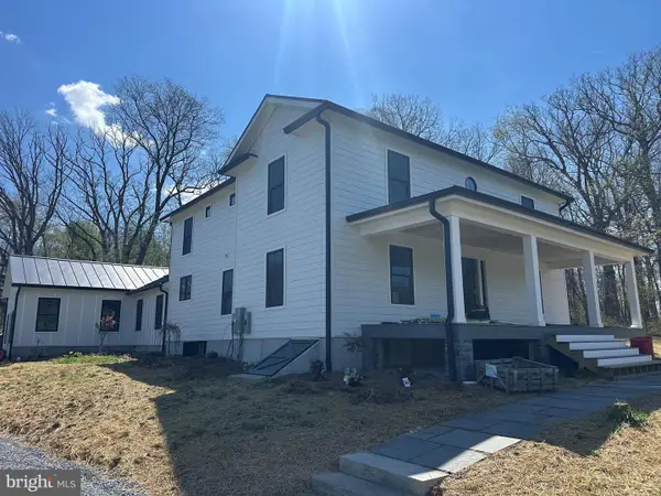 90 Main Street, WASHINGTON, VA 22747