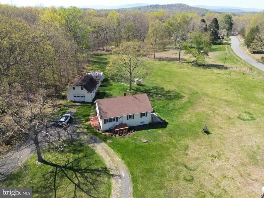 85 S Poes Rd, Amissville, VA 20106 - #3