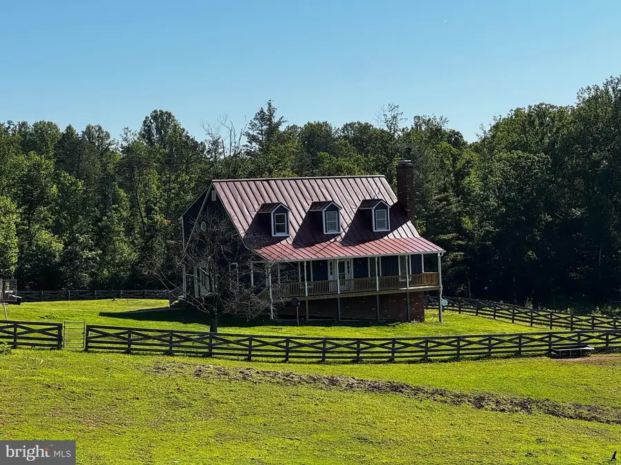 59 Harry Settle Rd, Castleton, VA 22716 - #2