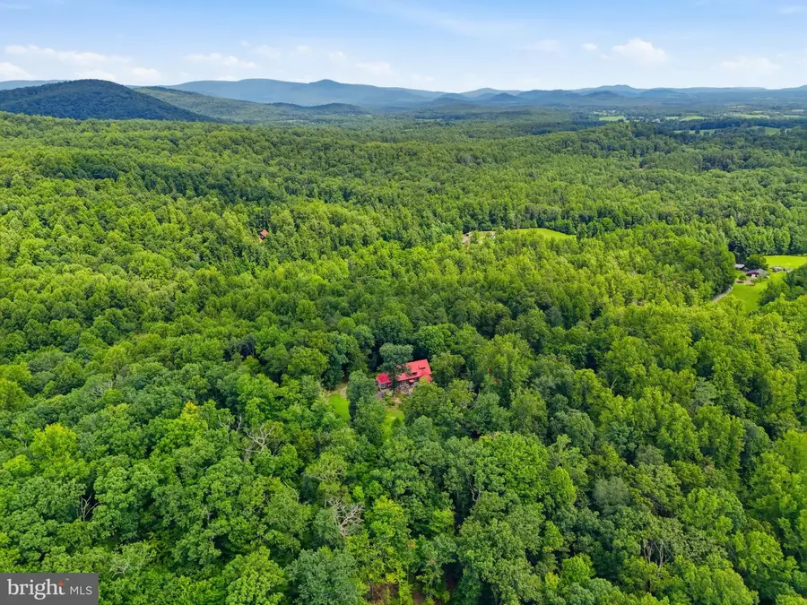 59 Angel Kiss Ln, Castleton, VA 22716 - #2