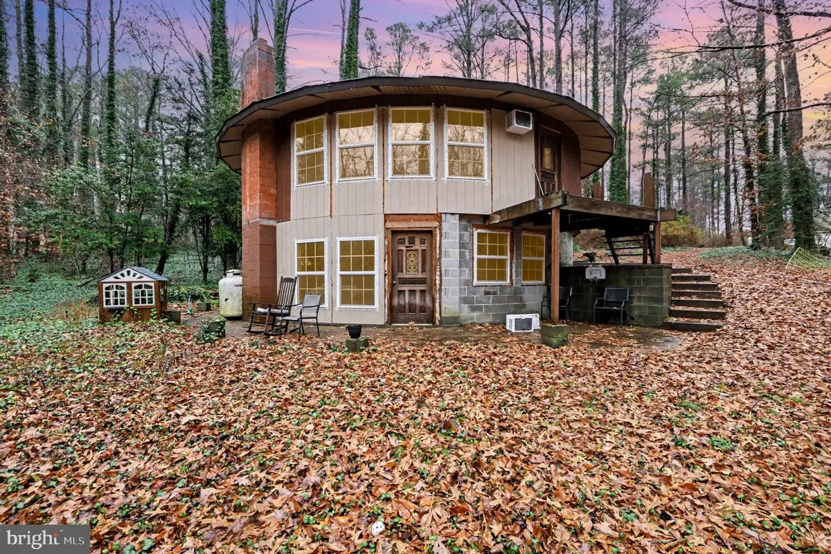 431 Carter Town Rd, Warsaw, VA 22572 - Image #1