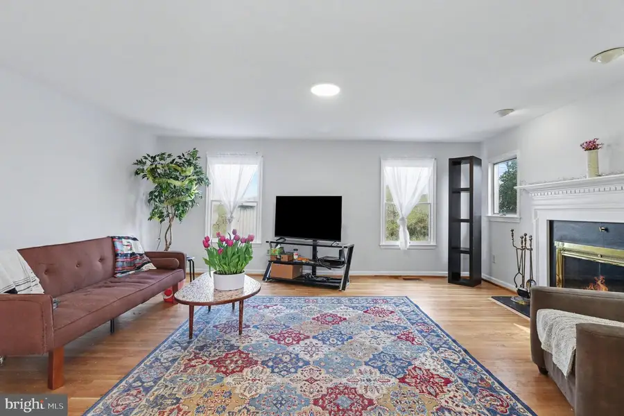 306 Jones Creek Rd, Warsaw, VA 22572 - #3