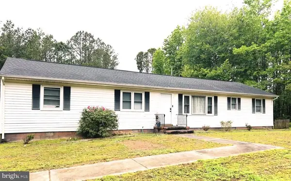 868 Simonson Rd, FARNHAM, VA 22460