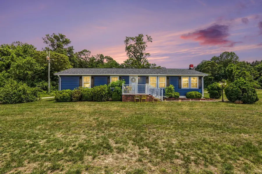 315 Murphys Pl, Warsaw, VA 22572 - #2
