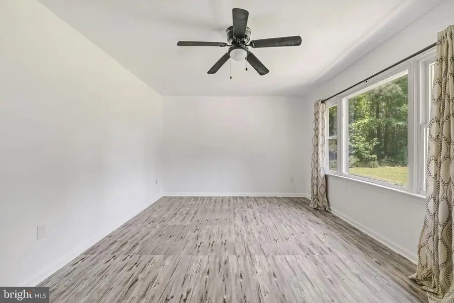 868 Simonson Rd, Farnham, VA 22460 - #3