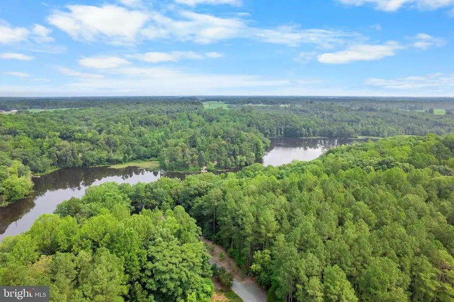 68 W Sunrise Dr, Warsaw, VA 22572 - #2