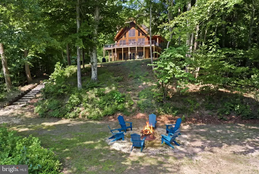 32 Shoreline Dr, Warsaw, VA 22572 - #2