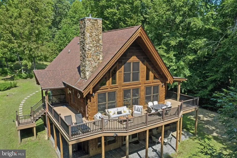 32 Shoreline Dr, Warsaw, VA 22572 - #3