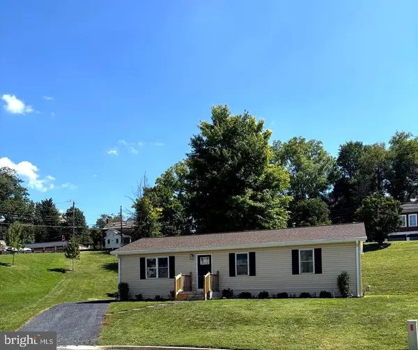 101 Vickers Way, STAUNTON, VA 24401
