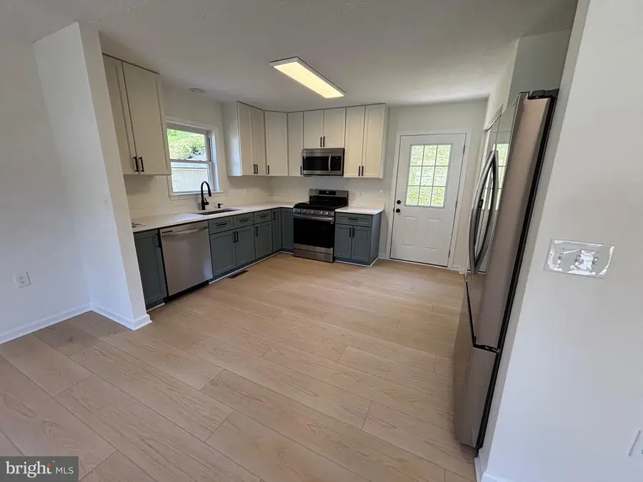 101 Vickers Way, Staunton, VA 24401 - #2