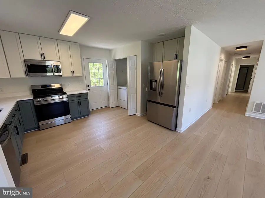 101 Vickers Way, Staunton, VA 24401 - #3