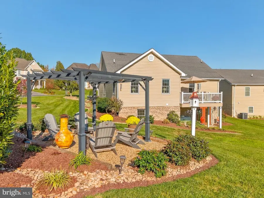 20 Fox Crest Rdg, Staunton, VA 24401 - #3