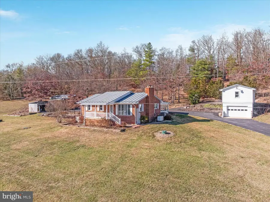 5691 Alum Springs Rd, Edinburg, VA 22824 - Image #2