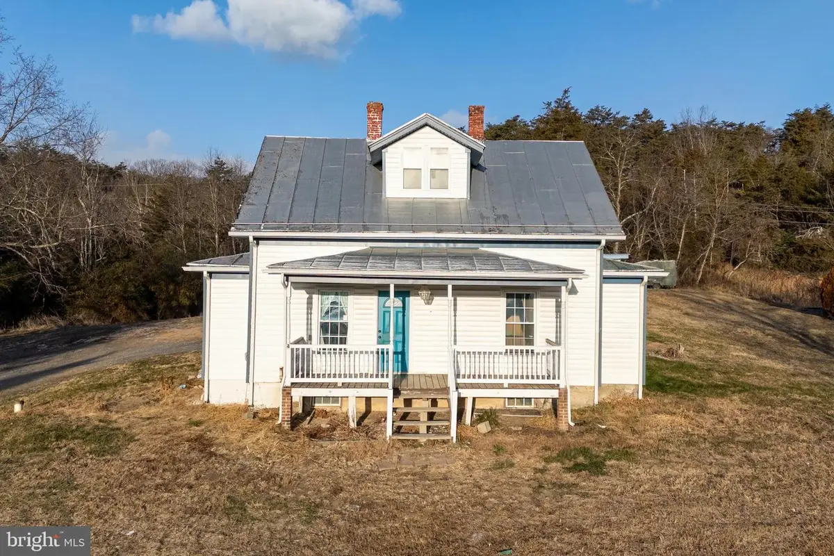 10997 Senedo Rd, Mount Jackson, VA 22842 - Image #1