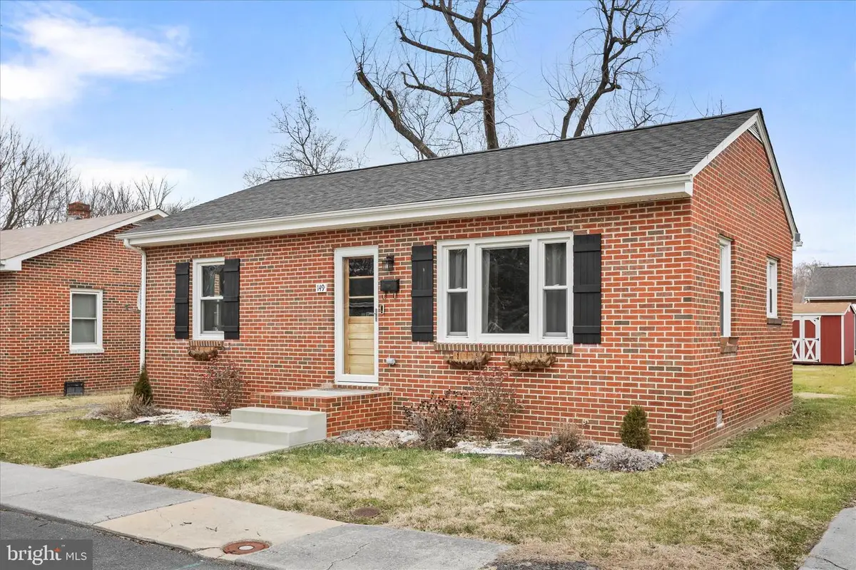 149 Brown St, Strasburg, VA 22657 - Image #1